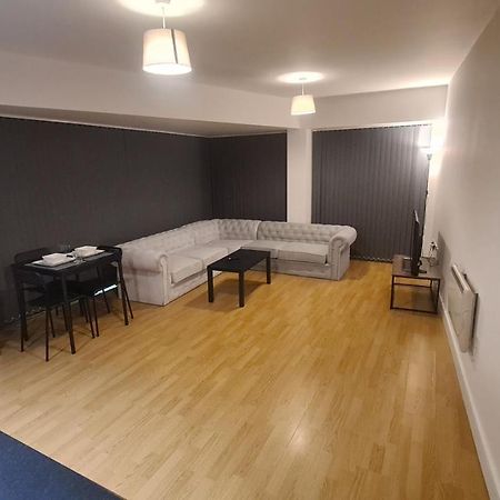 Homestay By Bic Melbourne 14 - Leeds 몰리 외부 사진